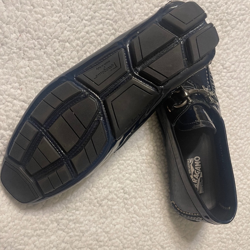 Salvatore Ferragamo Parigi Gancini Driver Loafers Flat